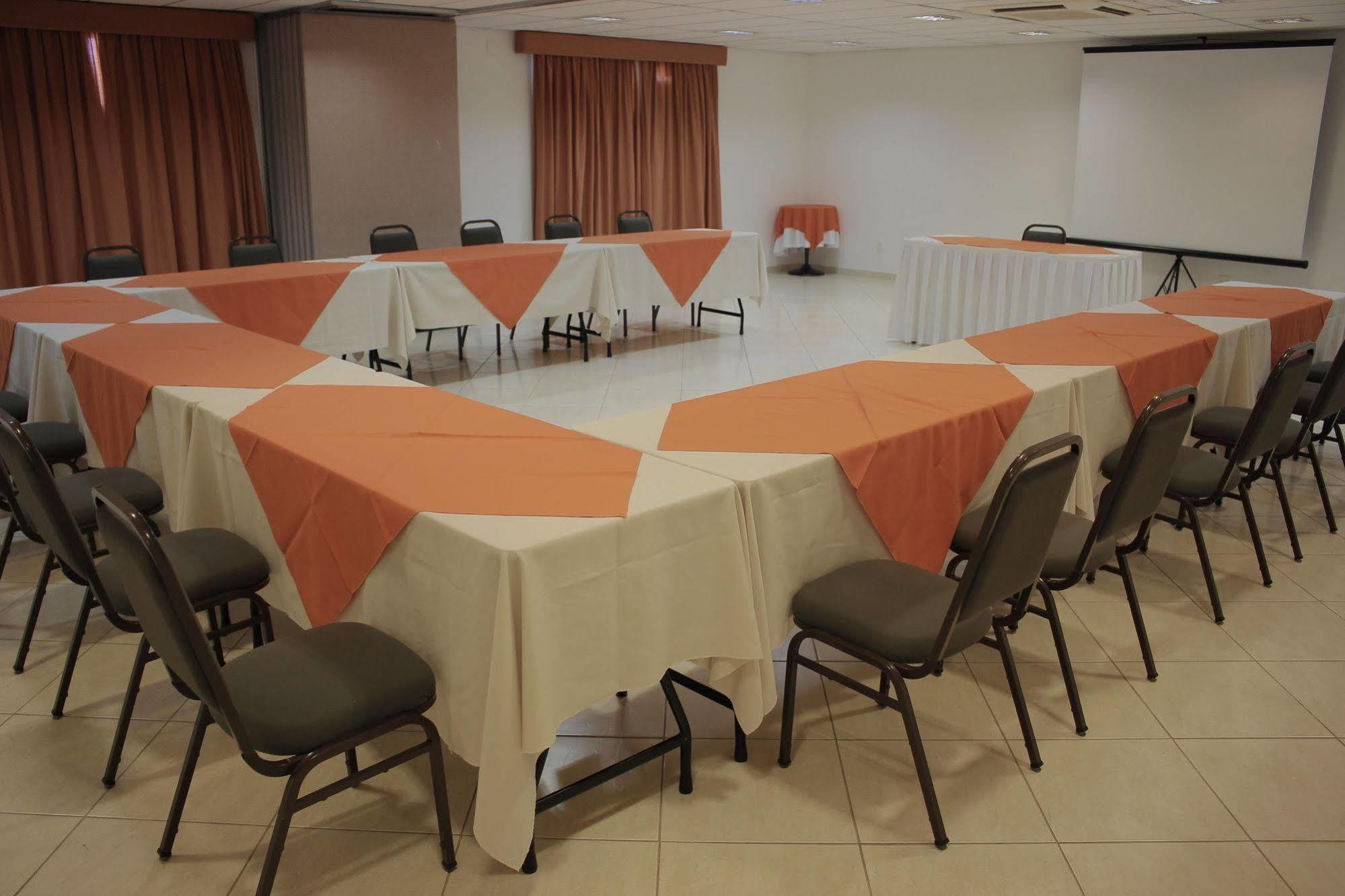 Harbor Self Graciosa Hotel Куатро Барас Екстериор снимка